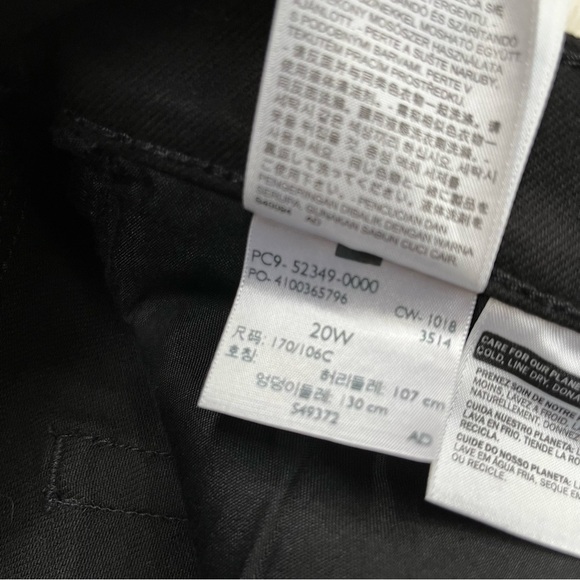 Woman’s Levi’s wedgie skinny black distressed raw hem jeans plus size 20W - Picture 10 of 10